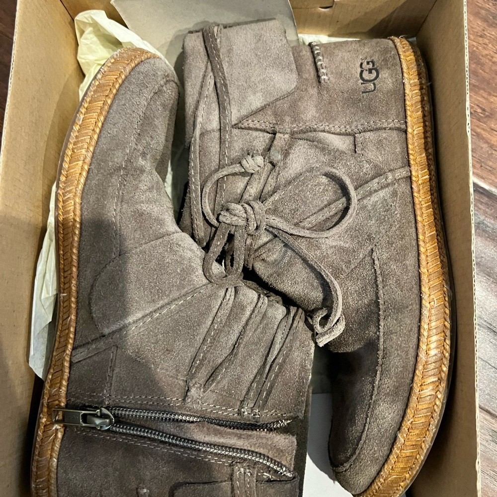 Ugg Reid bootie